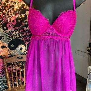 Victoria’s Secret nightie sz34D fuchsia pink excellent condition